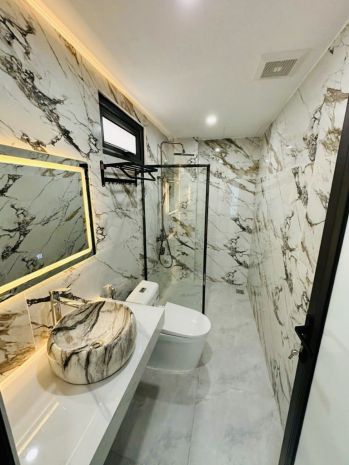 Bán nhà ngõ 96 thượng thanh 35m x 6t thang máy mới tinh, lô 6687722