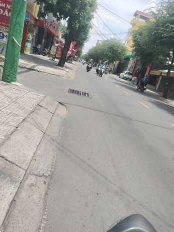 Nhà đẹp 6 tầng mặt tiền kinh doanh sầm uấ đường nguyễn văn 6688765