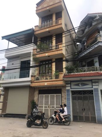 Chủ cần tiền bán gấp - tt thanh trì 40m2 5 tầng nhỉnh 4,3 6691407