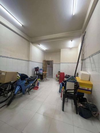 Bán nhà mặt tiền xe hơi hiếm  ngay chợ xóm củi 4.5x21 chỉ 6692265