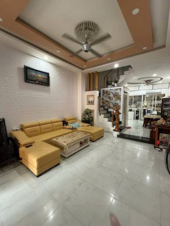Bán nhà mặt tiền 10m, nhà bè: kinh doanh ngay, sổ đỏ trao 6693995