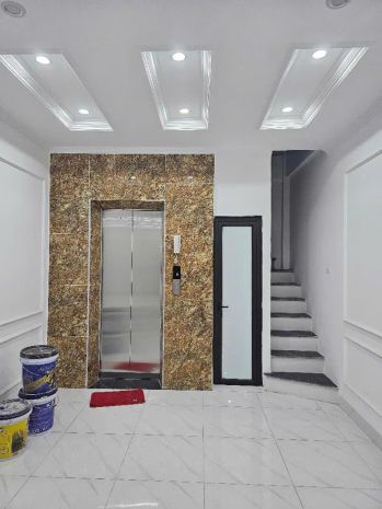 Căn hộ 6 tàng thang máy 39m², hai bà trưng - chỉ 9 tỷ! 
căn 6694265