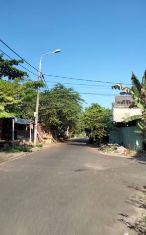 Bán lô đất 78,5m²  đường 5m5 chơn tâm 2  cạnh nguyễn sinh 6695860