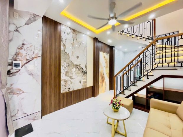 Nhà mới 2 tầng sàn 42m2, vuông  quang trung qv 6696080