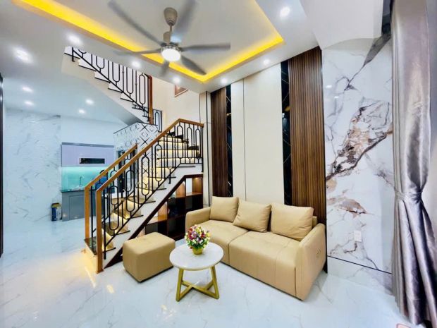 Nhà mới 2 tầng sàn 42m2, vuông  quang trung qv 6696082