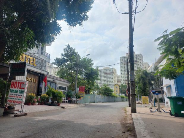 Bán đất kdc phú mỹ, đường 16m ngay phạm hữu lầu, quận 7, dt 6696605