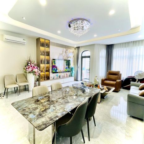 Mặt tiền trục chính quận 4- khánh hội- ngang hơn 5m cao 5 6696618