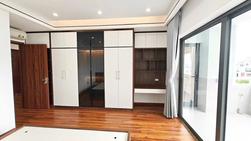 Căn hộ trần thái tông-dt 120m-3 ngủ lô góc-full nội thất-9 6697079