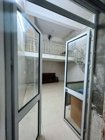 Cho thuê nhà ngõ 108 tôn đức thắng, 40m2, 2 tầng, 2 ngủ, 6 6697472