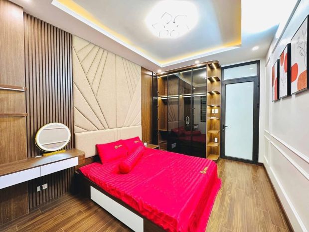 Bán nhà xuân la, gần hồ tây 36m²  5 tầng, lô góc, ngõ nông 6697488