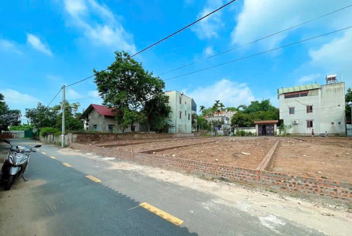Bán 84m2 đất,võng xuyên ,phúc thọ,đường thông ô tô tránh 6697537