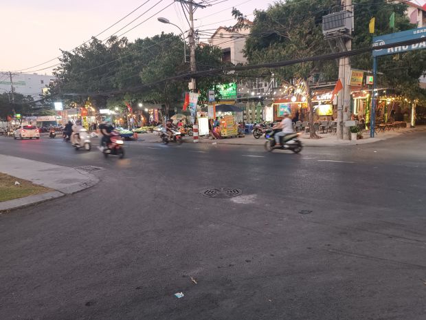 Bán nhà mặt tiền 5,5x33m giá 16,9 tỷ đường tô ký 6699777