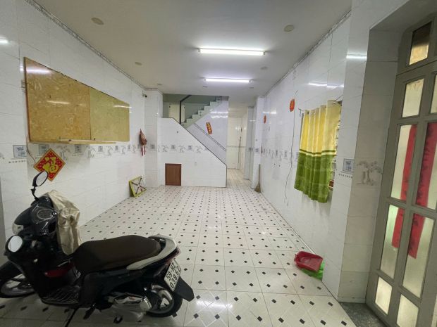 Bán nhà phú trung, tân phú 52,5m2 sổ hồng đầy đủ .. 6700427