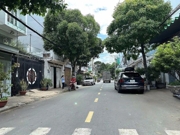 Rộng 5m - hẻm thông tứ hướng - c4 tiện xây mới - quận 10 - 6702484