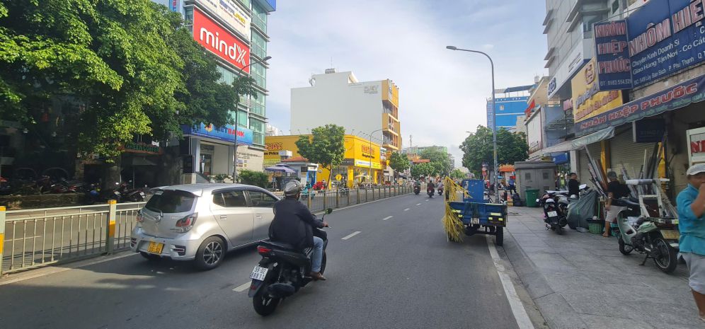 Cho thuê tòa nhà 2 mặt tiền lũy bán bích 80m² -  7 tầng- 6702804