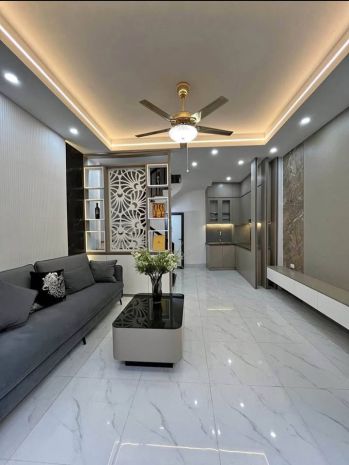 Bán nhà đẹp 45m, ngọc thuỵ- long biên - 4 ngủ đủ công năng 6702861