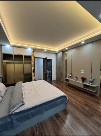 Bán nhà đẹp 45m, ngọc thuỵ- long biên - 4 ngủ đủ công năng 6702862