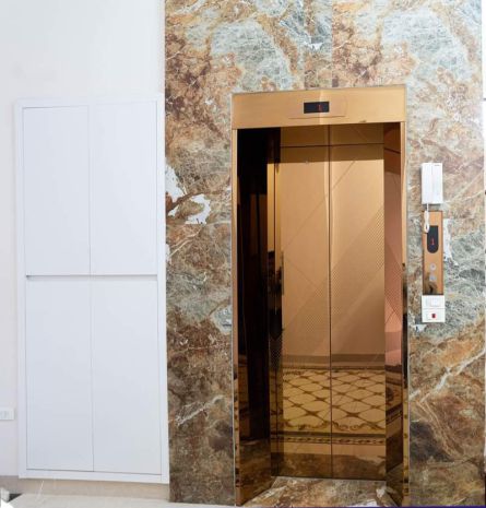 Nhà tôi cho thuê nhà mới, lô góc,vỉa hè, 112m2- 4t, hoàng 6703100