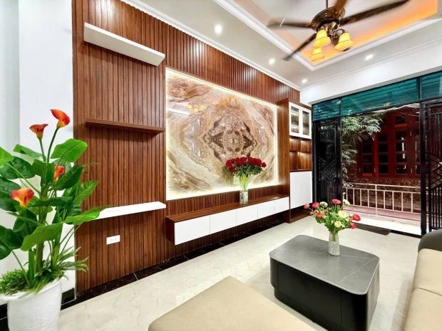 Bán nhà bạch mai hai bà trưng 4 tầng thang máy full nội 6704597