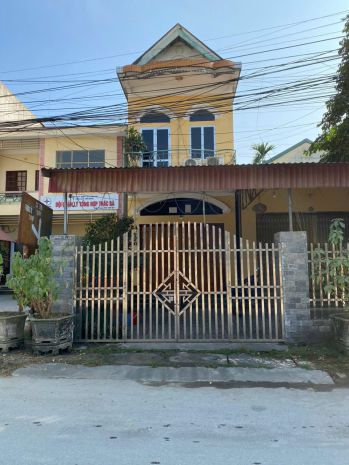 Đầu tư sinh lời 2 căn nhà  và đất mặt đường trung tâm thác 6705250