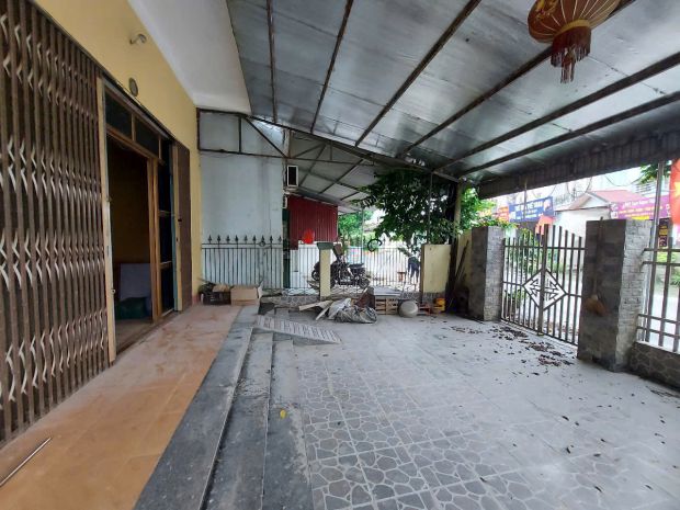 Đầu tư sinh lời 2 căn nhà  và đất mặt đường trung tâm thác 6705252