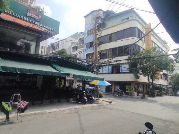 Chính chủ bán hxh nguyễn gia trí, p.25, q.bình thạnh. dt: 6705375