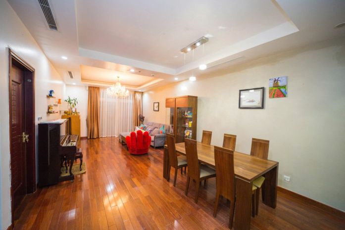 Căn to giá rẻ tại royal city giá đẹp nhà tầng cao . 6705398