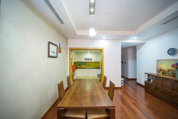 Căn to giá rẻ tại royal city giá đẹp nhà tầng cao . 6705399