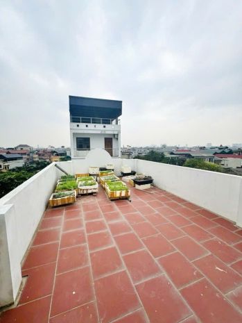 Nhà xây mới đẹp kính koong  nhỉnh 5 tỷ- ngõ nông- 6705692
