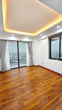 Kdt trung yên-dt 90m-3 ngủ-lô góc-3 ban công-full nội thất 6705828