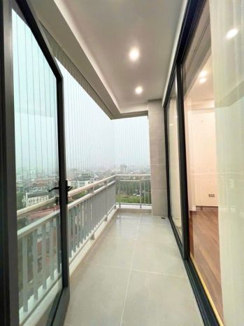 Kdt trung yên-dt 90m-3 ngủ-lô góc-3 ban công-full nội thất 6705830