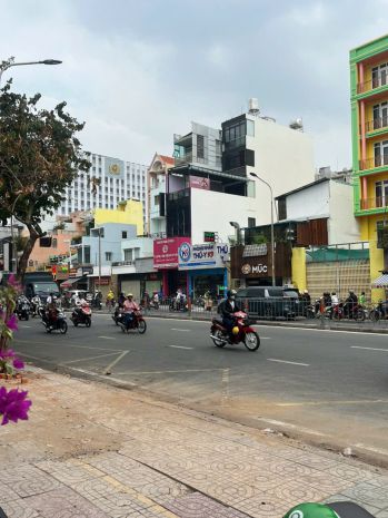 Chính chủ bán mặt tiền nguyễn văn thủ, p.đa kao, q.1. dt: 6706222