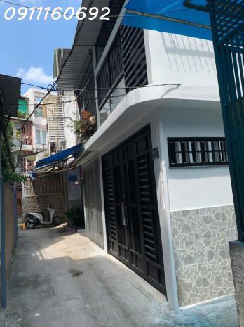 Chính chủ bán hxh số 4 cư xá đô thành, p:4, q.3. dt: 3.6 x 6706420