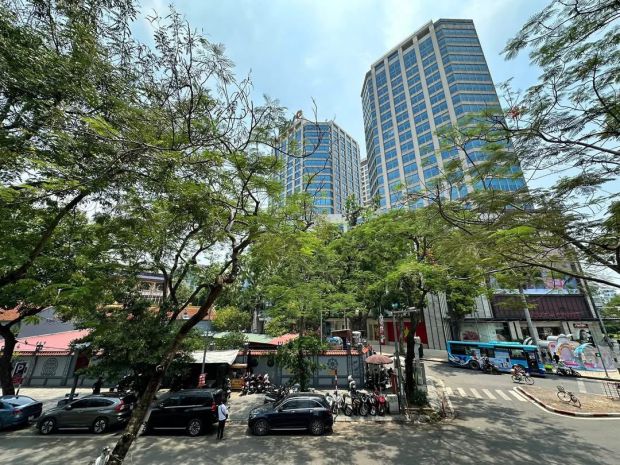 Siêu phẩm lô góc  mặt phố lê đại hành  sát vincom 6706445