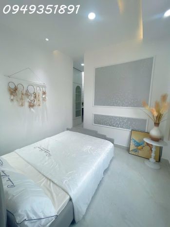 Nhà đẹp trung tâm phú nhuận  hoàng văn thụ  3 tầng 6707138