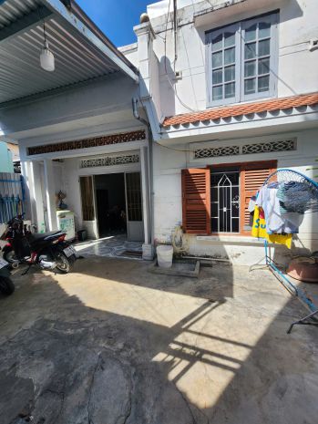 Sản phẩm đầu tư nhà cấp 4 cũ, 3 mặt tiền tp nha trang. 6708173