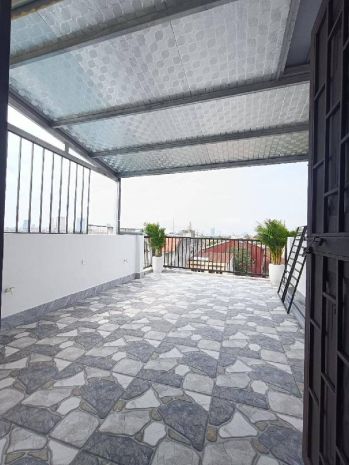 Hiếm! nhà lô góc phú viên - ô tô tránh - có vỉa hè - view 6708246
