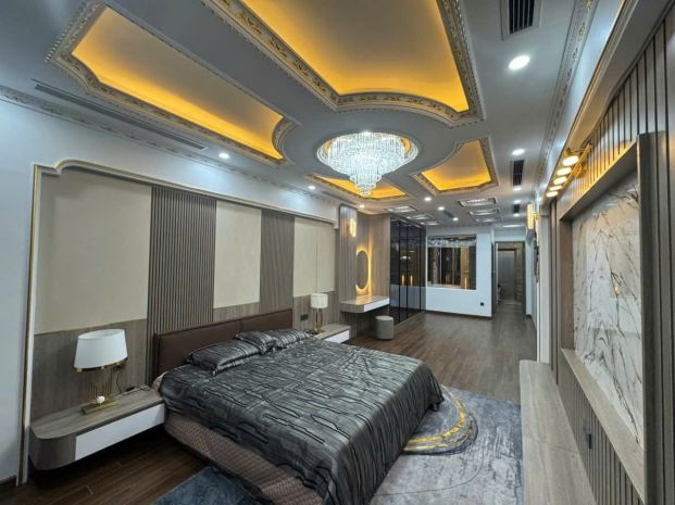 Siêu phẩm 8 tầng  full nội thất xịn  gara 2 ô tô 6711058