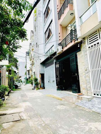 6 tỷ nhỉnh: nhà quận 10 - ngay bệnh viện 115 - xe hơi trong 6711634