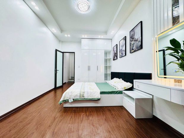 Bán nhà trần duy hưng cầu giấy dt 32m 5t chỉ 8.5 tỷ 6711730