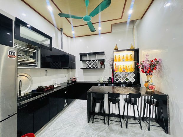 Hiếm : 5t - 48m phân lô - oto vào - đường 2 oto tránh 6711736