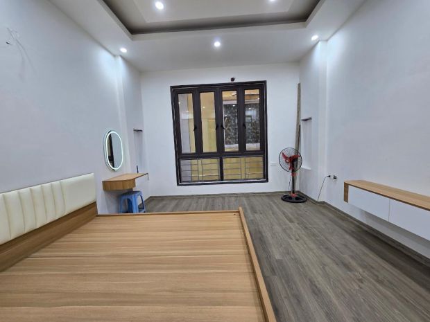 Bán nhà trung liệt đống đa  thang máy ôtô vào nhà dt 25m 6t 6712320
