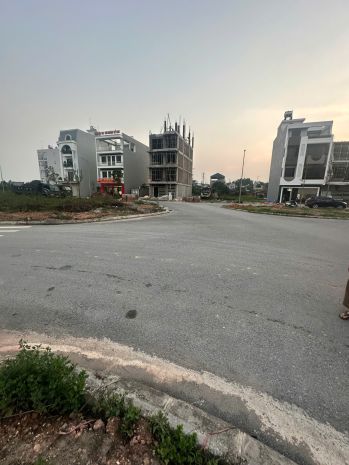 Hot !!! sở hữu ngay đất đẹp - giá tốt - vị trí đắc địa tại 6712465