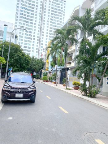 Nhà 5x20m, 3 lầu, tqb ngay khu trung tâm p5 q8 6713282