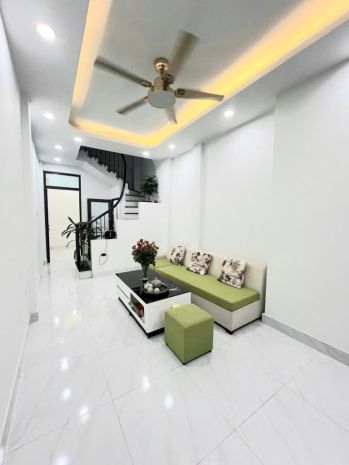Cần bán nhà tân mai ô tô đỗ cửa 45m 2 tầng 3 ngủ 4.48 tỷ sổ 6713580