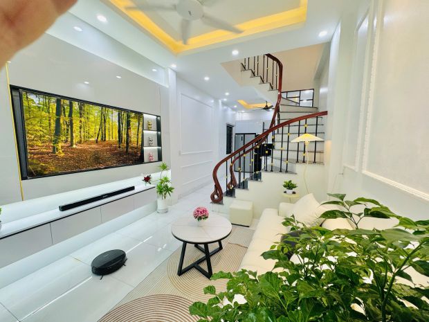Căn nhà đẹp, căn góc trần lãm, ngay gần bv đột quỵ, ngõ oto 6713873