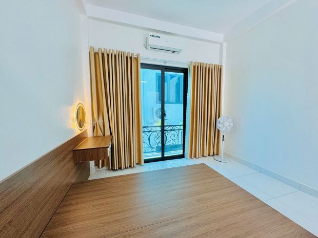 Căn nhà đẹp, căn góc trần lãm, ngay gần bv đột quỵ, ngõ oto 6713875