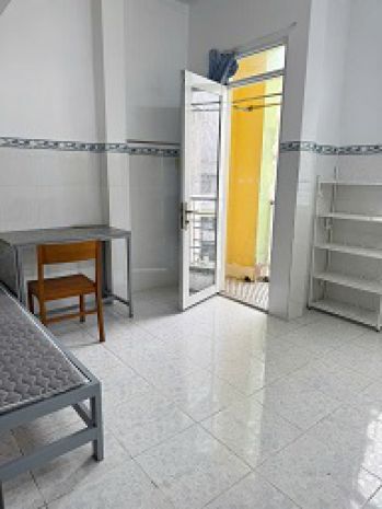 Phòng trọ trung tâm giá rẻ  tiện nghi đầy đủ tại phú 6714595