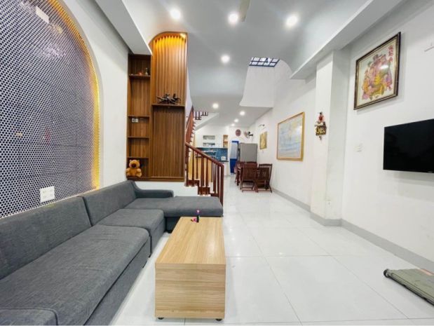 Nhà 30m ra mt thi sách, ô tô đậu vài bước, 60m2, 3 tầng 6715994