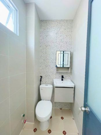 Cách mặt tiền bến vân đồn 15m  xe hơi 
ngang 4 diện tích 6716268